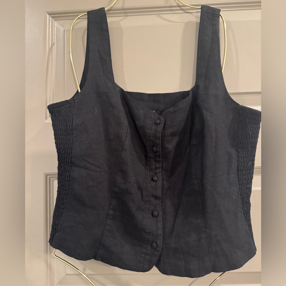 Old Navy Black Sleeveless Blouse